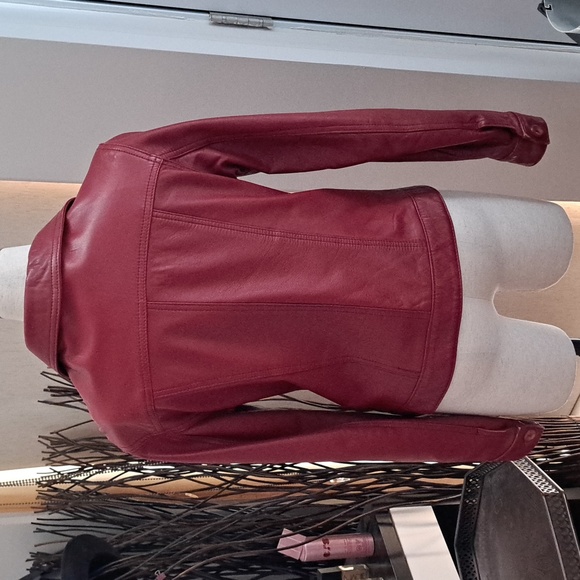 Vintage Red Leather Jacket of your Dreams! - Picture 2 of 15